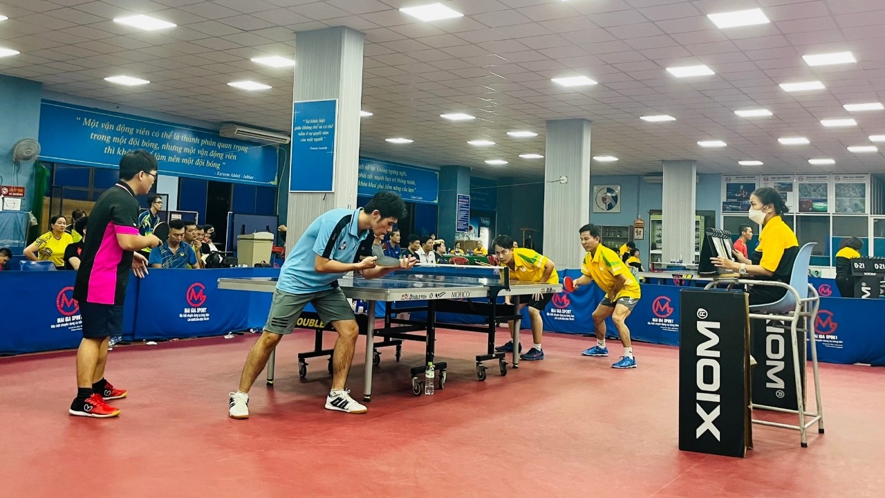 Giải Bóng bàn Giao hữu Trường Đại học Bách khoa TP HCM - BIENDONG POC: Sân chơi quy mô và mang tính chuyên nghiệp cao