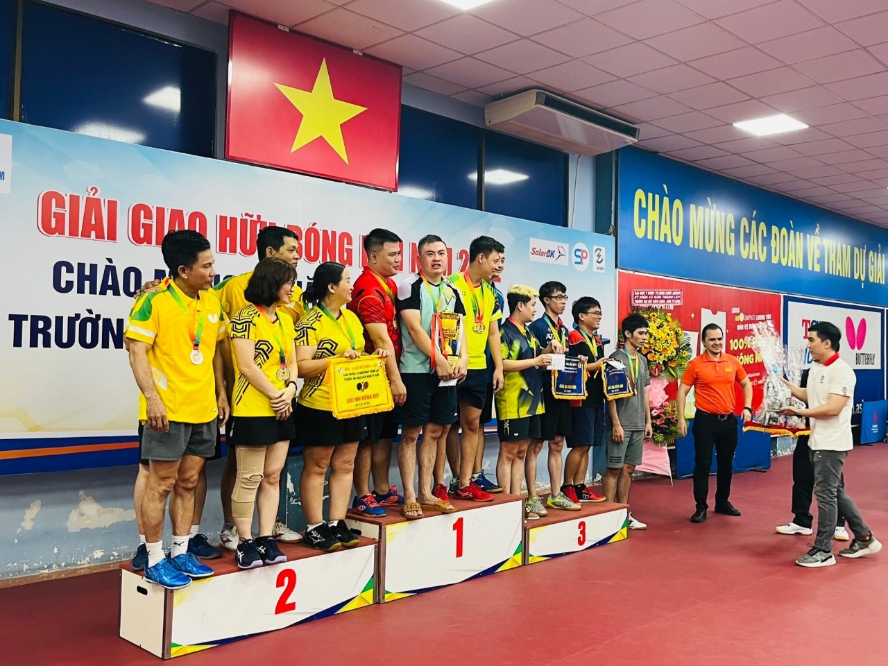 Giải Bóng bàn Giao hữu Trường Đại học Bách khoa TP HCM - BIENDONG POC: Sân chơi quy mô và mang tính chuyên nghiệp cao Giải Bóng bàn Giao hữu Trường Đại học Bách khoa TP HCM - BIENDONG POC: Sân chơi quy mô và mang tính chuyên nghiệp cao