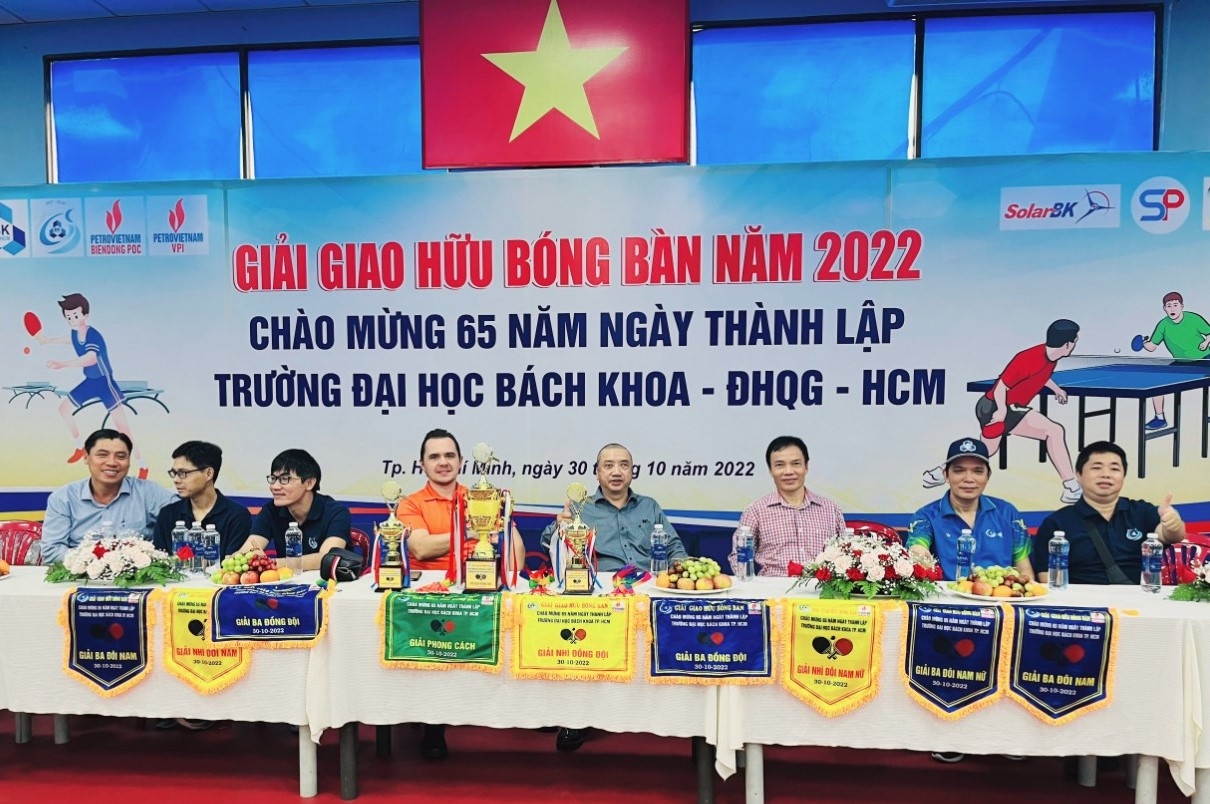Giải Bóng bàn Giao hữu Trường Đại học Bách khoa TP HCM - BIENDONG POC: Sân chơi quy mô và mang tính chuyên nghiệp cao