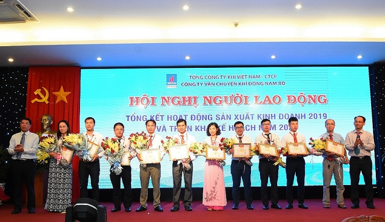 tap trung the manh huong den phat trien ben vung