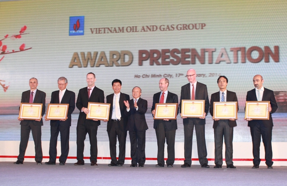 Petrovietnam họp mặt các đối tác và nhà thầu dầu khí