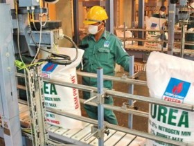 Nhà máy Đạm Phú Mỹ cán mốc 7 triệu tấn urê