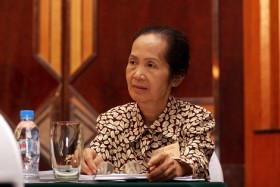 Chuyên gia kinh tế Phạm Chi Lan: Thay đổi mô hình tăng trưởng đi liền với tái cấu trúc nền kinh tế