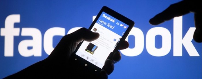 bi phat tu neu dang hinh con len facebook