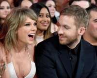taylor swift kiem mot trieu do la moi ngay