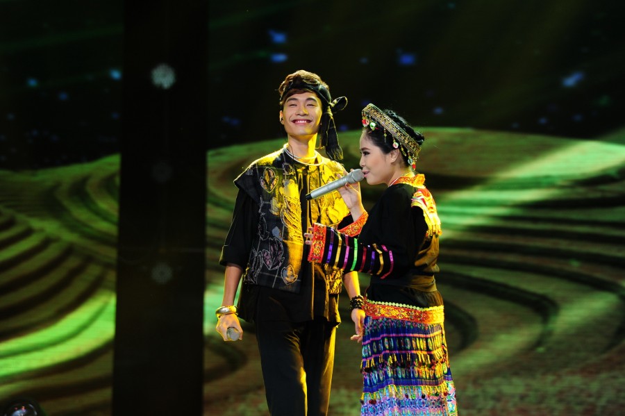Giọng hát Việt 2015: Tuấn Hưng nổi giận trên sóng trực tiếp!