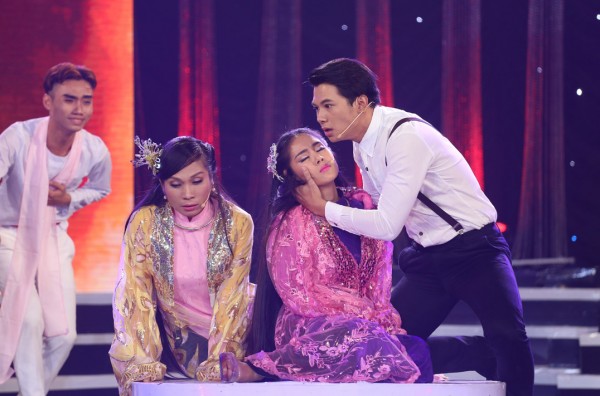 cung nhau toa sang tran thanh le khanh het khoc roi cuoi