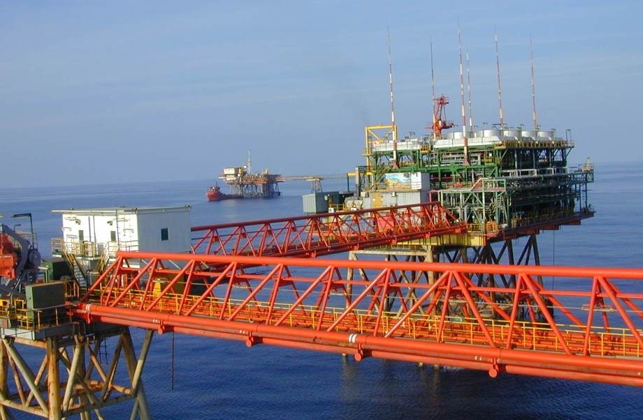 Đảng ủy Tập đoàn Dầu khí Quốc gia VN kiểm điểm tự phê bình và phê bình theo tinh thần Nghị quyết T.Ư IV