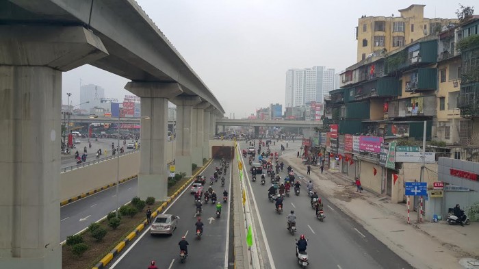 thong xe 2 ham chui trung hoa va thanh xuan