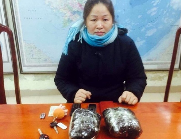 ha noi van chuyen gan 2kg ma tuy bang taxi