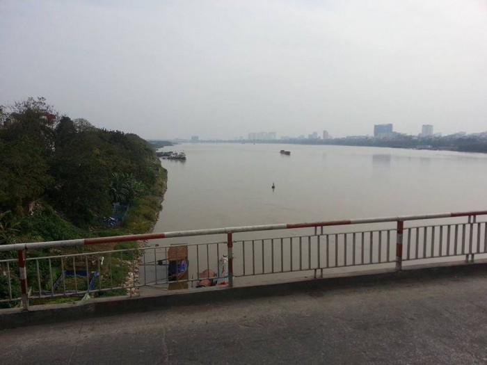 nam thanh nien nhay cau chuong duong tu tu 384466
