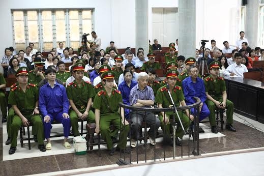 Ngày mai bầu Kiên cùng đồng phạm hầu tòa