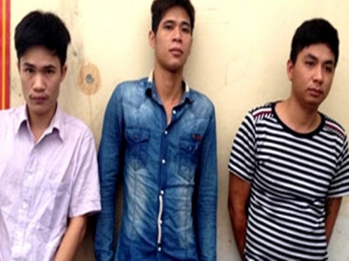 nhom chuyen dot nhap nha dan trom xe may sa luoi