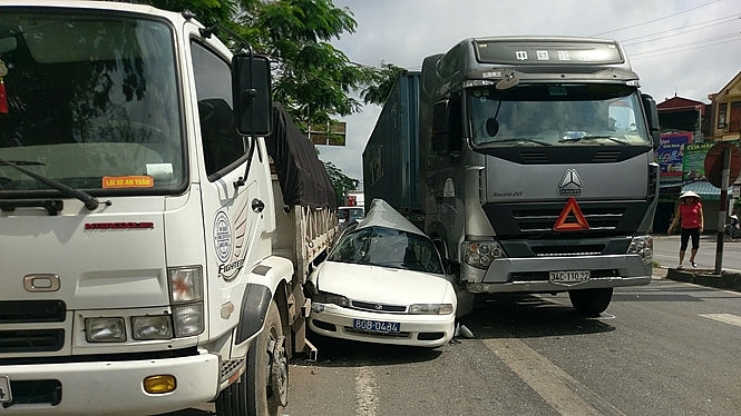 mot buoi sang xay ra 3 vu tai nan giao thong