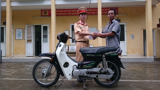 nhan lai xe may sau 10 nam bi mat trom