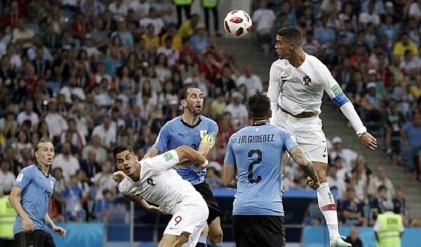 Kết quả World Cup 2018: Cavani lập cú đúp, Uruguay loại Bồ Đào Nha