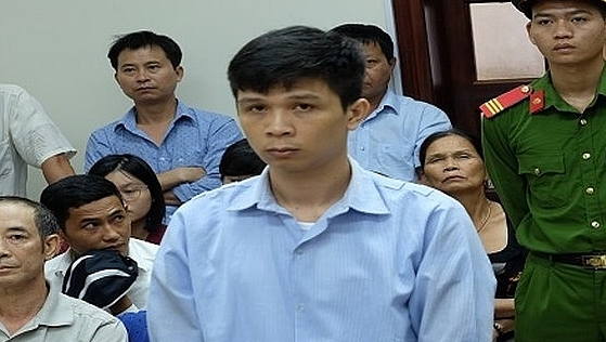 Bị đâm chết sau cái bắt tay hòa giải