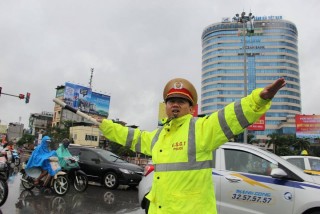 Công an Hà Nội chủ động lên phương án đối phó với ngập lụt