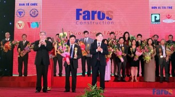 Faros: "Vua tốc độ" thi công lên sàn