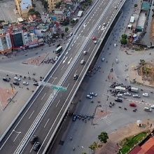 can canh cong truong duong vanh dai 2 tren cao nhung ngay gan tet