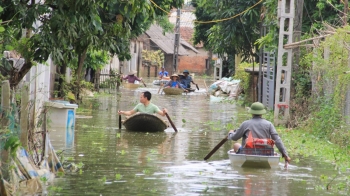 Người dân Chương Mỹ vẫn phải sống chung với ngập trong 2 năm tới