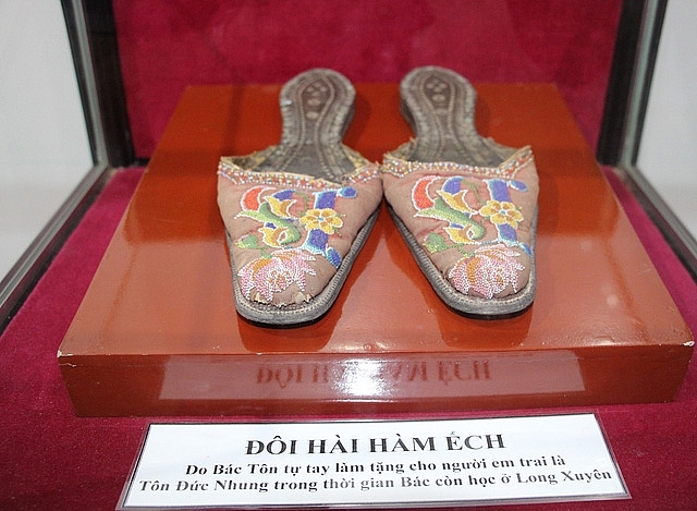 nhung ky vat binh di mang dam chat nguoi ton duc thang