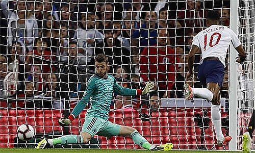 Tây Ban Nha đánh bại Anh ngay tại Wembley