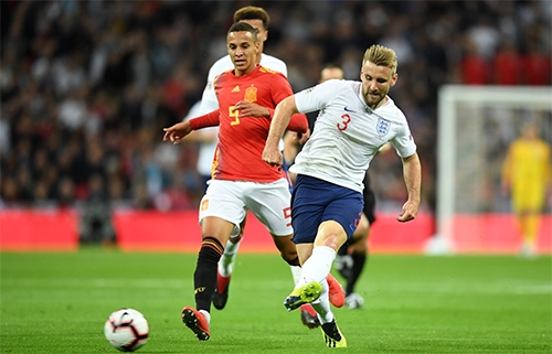 Tây Ban Nha đánh bại Anh ngay tại Wembley