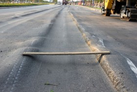 "Mổ xẻ" hiện tượng hằn lún vết bánh xe trên đường Quốc lộ