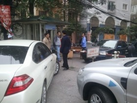 Chung cư 57 Láng Hạ: Đã đóng phí mà vẫn không được gửi xe