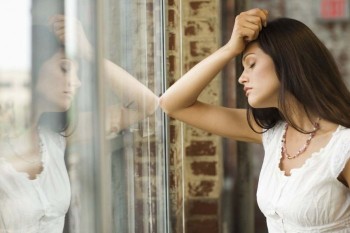Phận gái 12 bến nước: Trong nhờ - đục chịu?