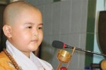 &quot;Thánh tăng&#8221; 5 tuổi?