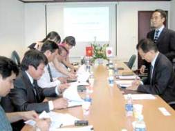 https://cdn.petrotimes.vn/stores/news_dataimages/petrotimes/062011/13/17/viet-nhat20120821192035.jpg