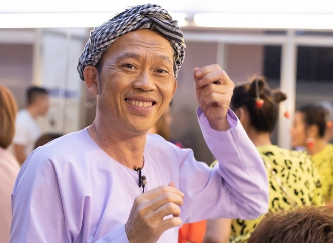 NS Hoài Linh chính thức trở lại showbiz