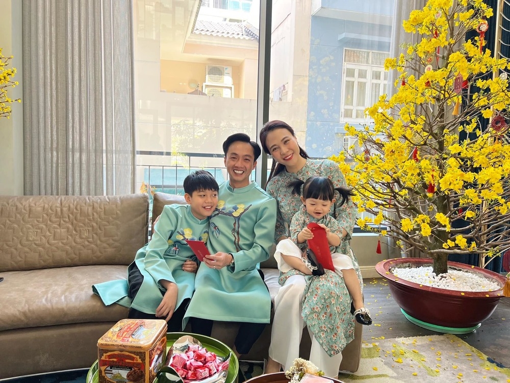 Sao Việt ngày 2/2/2022: Những khoảnh khắc hạnh phúc sum họp bên gia đình của dàn sao Việt