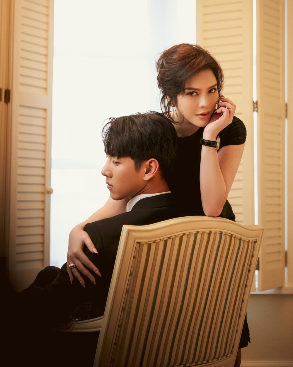 Lý Nhã Kỳ khoe bộ ảnh lãng mạn cùng Song Luân