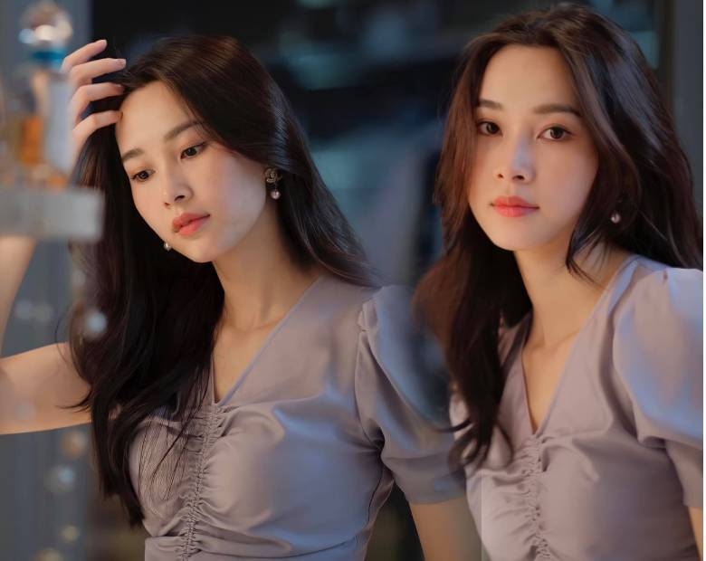 Hoa hậu Đặng Thu Thảo gây sốt với nhan sắc tựa 