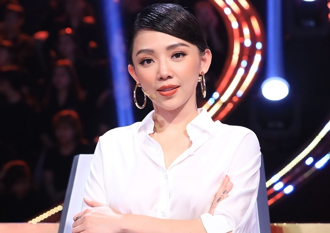 Tóc Tiên từng phản bác khi Phương Nga được ủng hộ