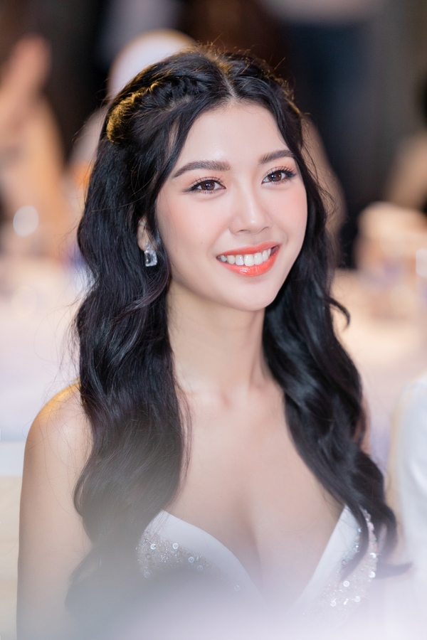Vũ Thu Phương lên tiếng sau thời gian mang tiếng 