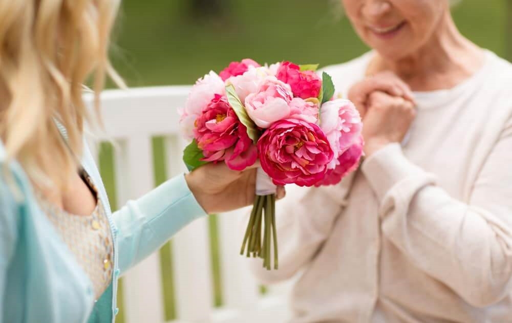 Nguồn gốc và ý nghĩa Ngày của Mẹ (Mother's Day)