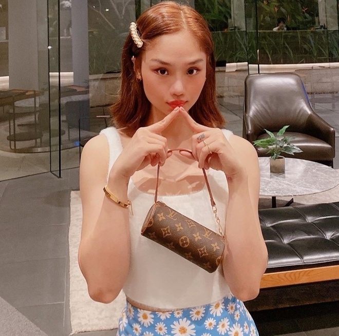 Tin hot giải trí ngày 15/7: Bảo Anh diện đồ dịu dàng, cùng thú cưng Tin hot giải trí ngày 15/7: Bảo Anh diện đồ dịu dàng, cùng thú cưng