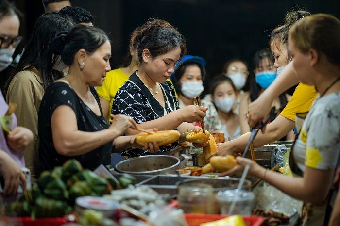 Nếu ở Huế một ngày nên đi đâu chụp ảnh và ăn gì?