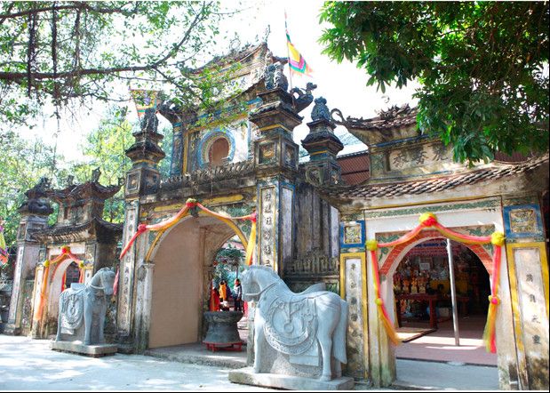 Đền Lảnh Giang - Điểm đến du lịch văn hóa tâm linh nổi tiếng của Hà Nam