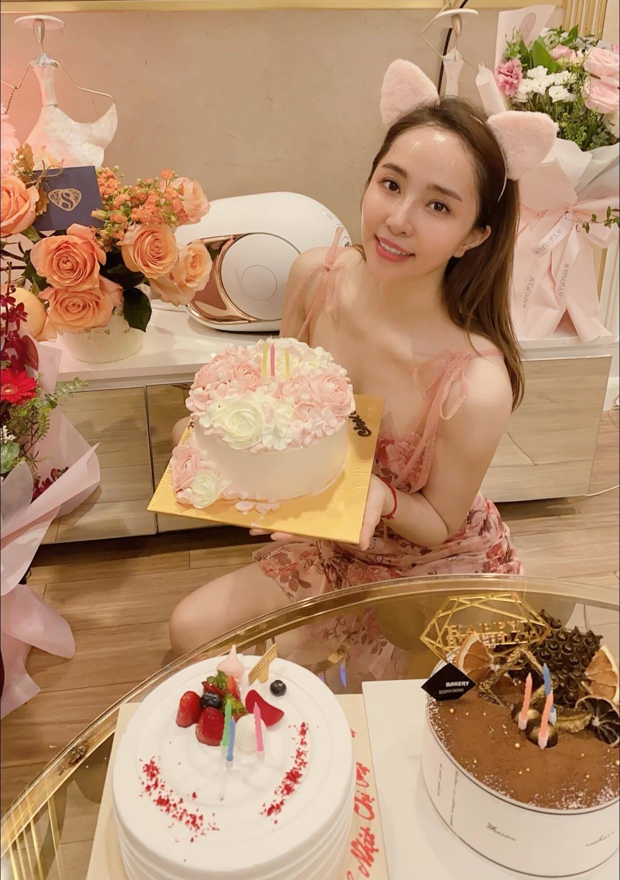 Tin hot giải trí ngày 8/9: Tuấn Trần lên tiếng bảo vệ Trấn Thành vụ sao kê