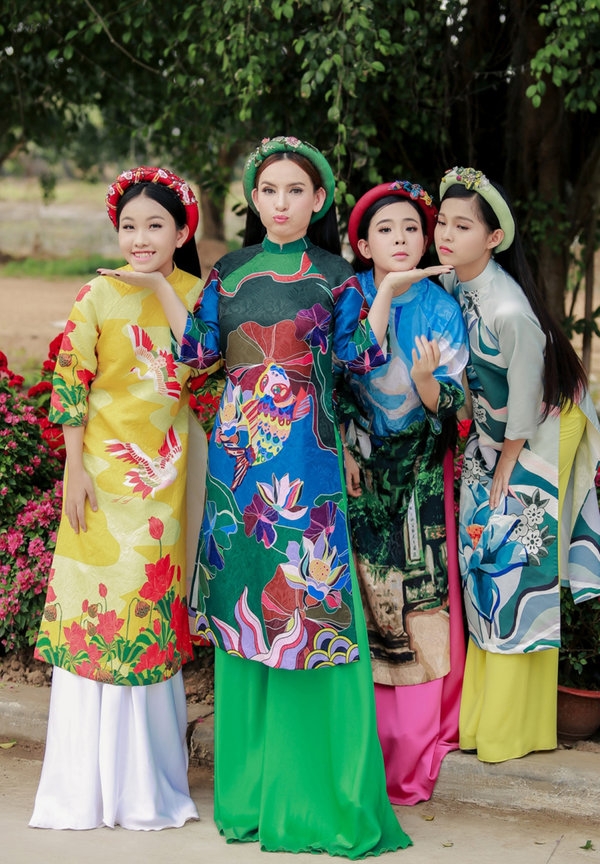 Sao Việt ngày 20/10: Đàm Vĩnh Hưng đối diện với tin đồn bị phạt 6 tỷ đồng và cấm nhập cảnh Mỹ