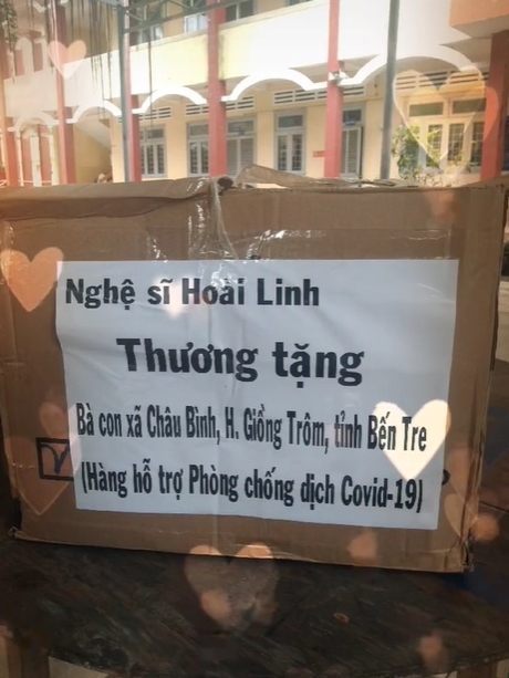 Hình ảnh NS Hoài Linh âm thầm hỗ trợ miền Tây vượt qua dịch Covid-19 gây xôn xao MXH