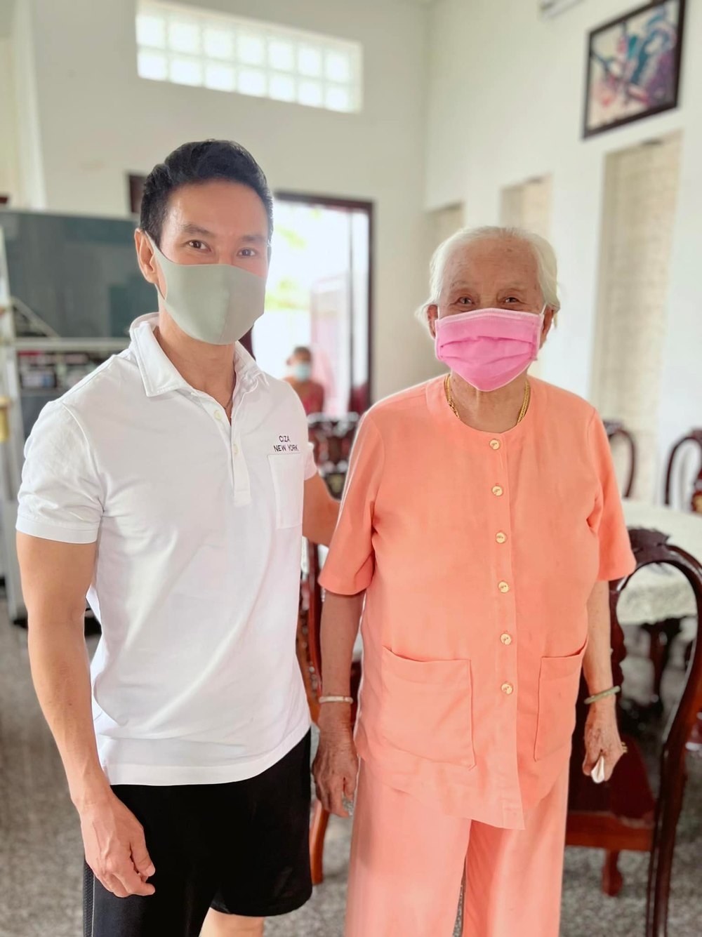 Sau hơn 6 tháng xa cách, Lý Hải bị mẹ quên mặt