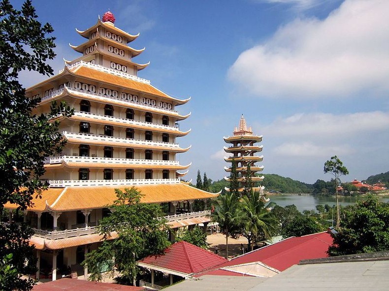 Du lịch tâm linh hành hương Núi Cấm - An Giang