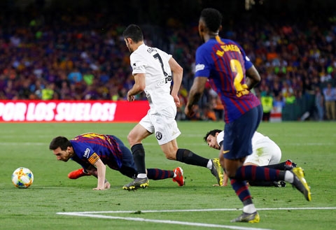 Link xem trực tiếp Valencia vs Barcelona (VĐQG TBN), 02h ngày 03/5.