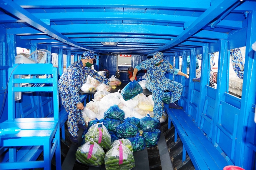 Quân khu 7, Quân khu 9 đồng hành cùng nhân dân phòng chống dịch Covid-19